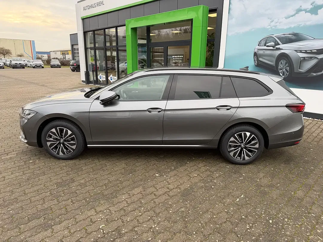 Skoda Superb - Thumbnail 9