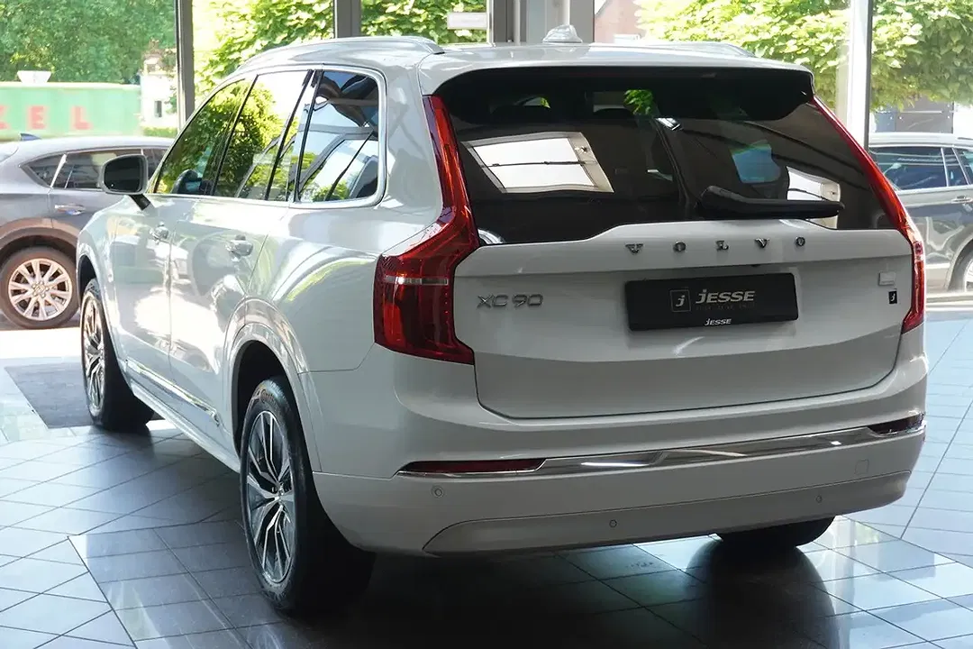 Volvo XC90 - Thumbnail 10