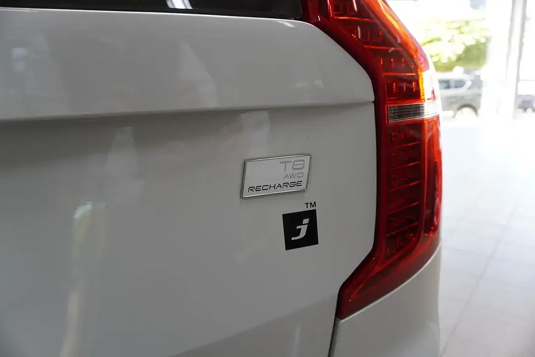 Volvo XC90 - Thumbnail 8