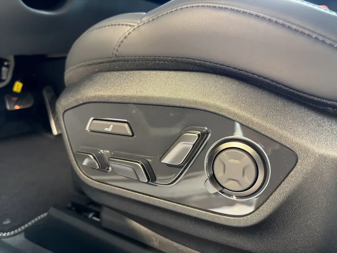 Kia EV9 - Thumbnail 13