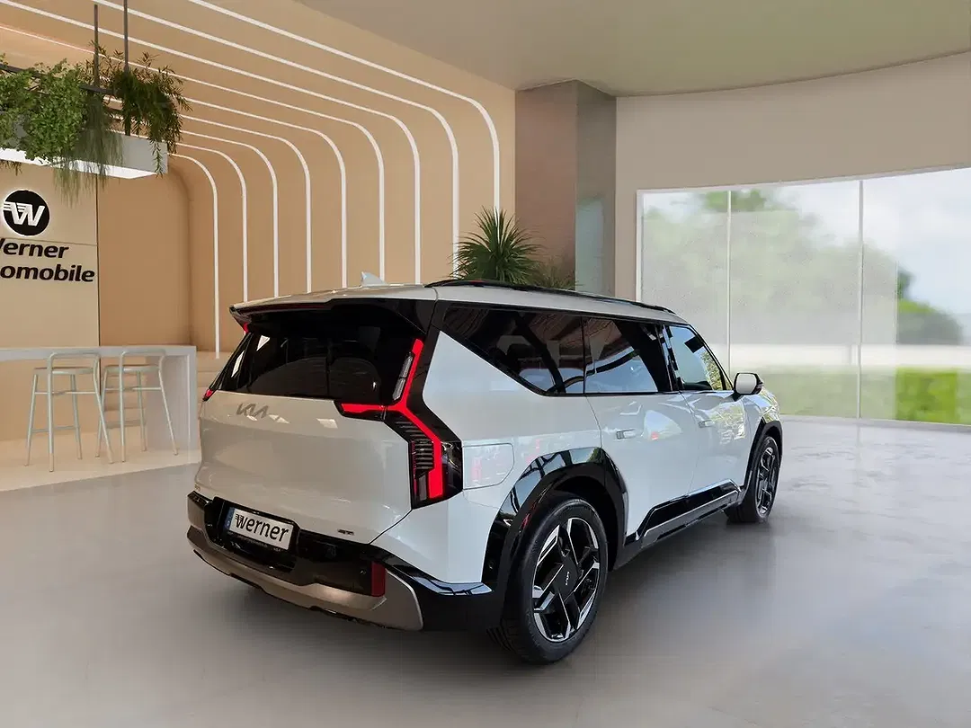 Kia EV9 - Thumbnail 5