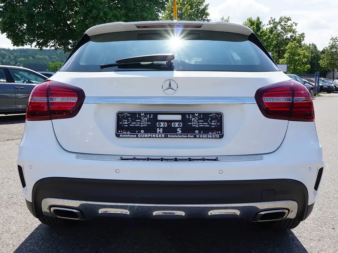 Mercedes-Benz GLA 200 - Thumbnail 5