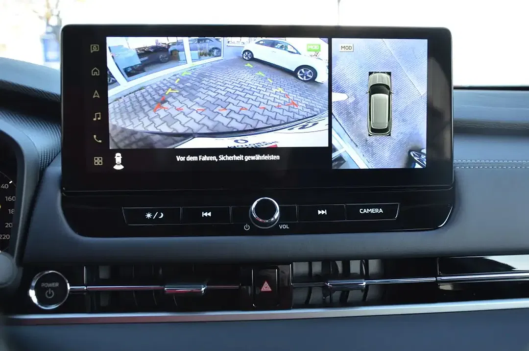 Mitsubishi Outlander - Thumbnail 13