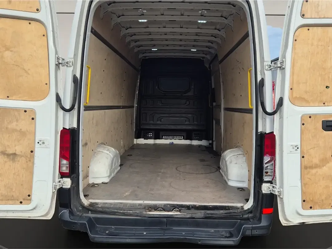 Volkswagen Crafter - Thumbnail 9