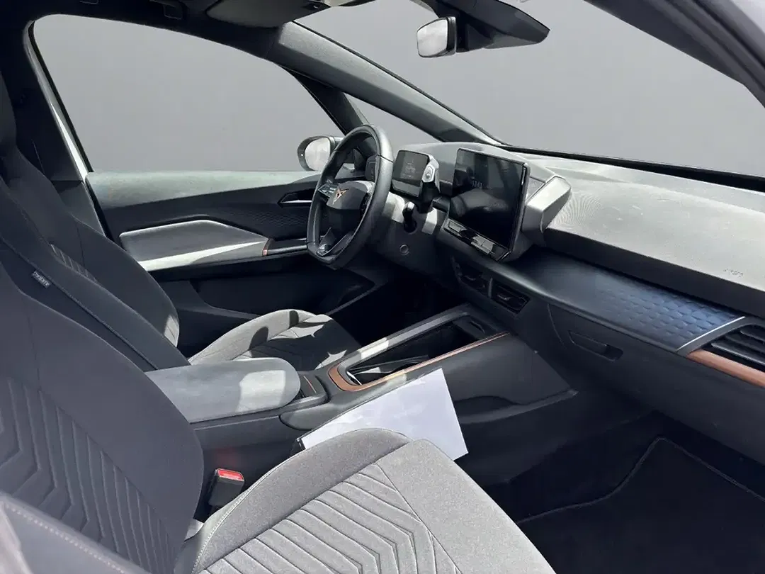 CUPRA Born - Thumbnail 13