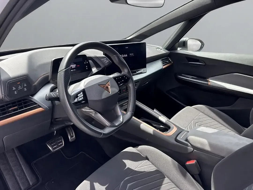 CUPRA Born - Thumbnail 6