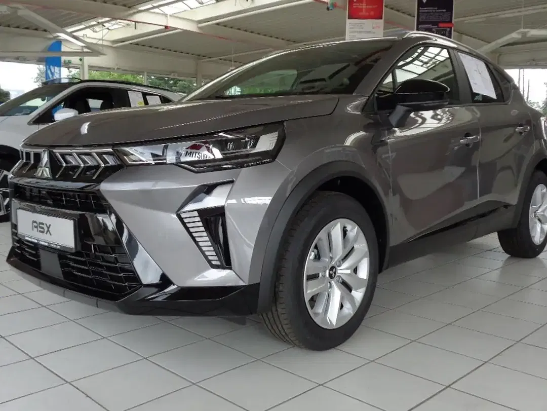 Mitsubishi ASX - Thumbnail 3