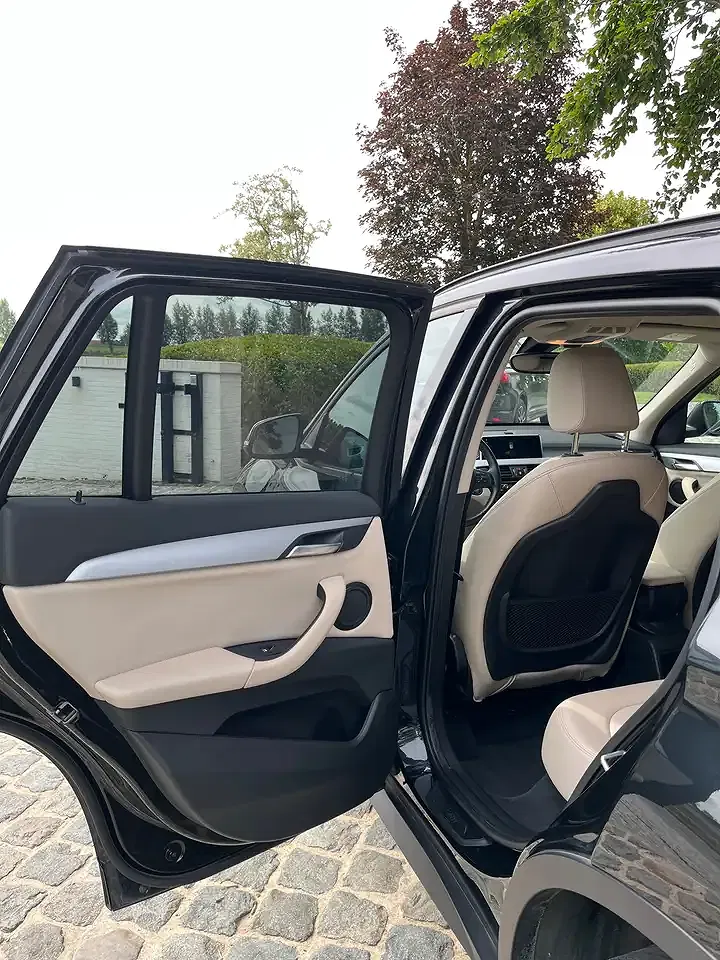 BMW X1 - Thumbnail 12