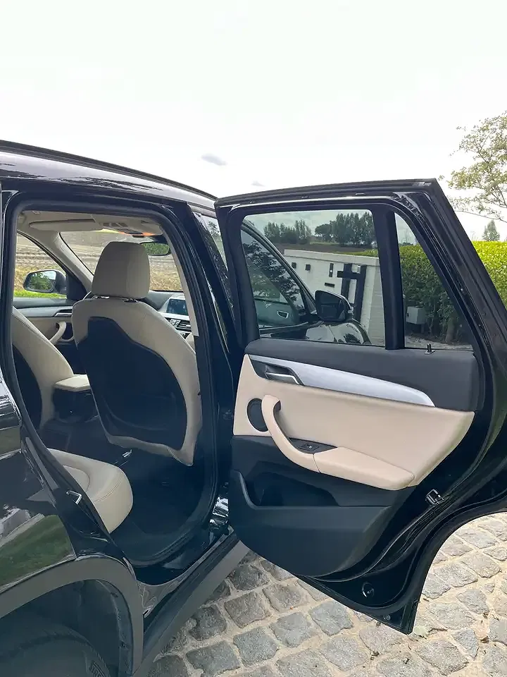 BMW X1 - Thumbnail 8