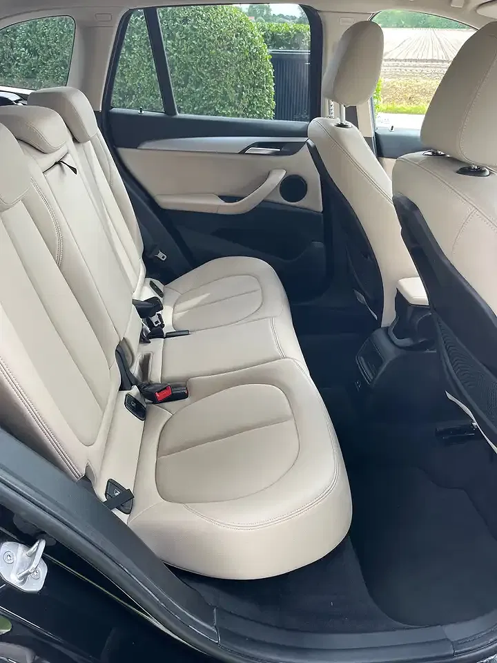 BMW X1 - Thumbnail 9