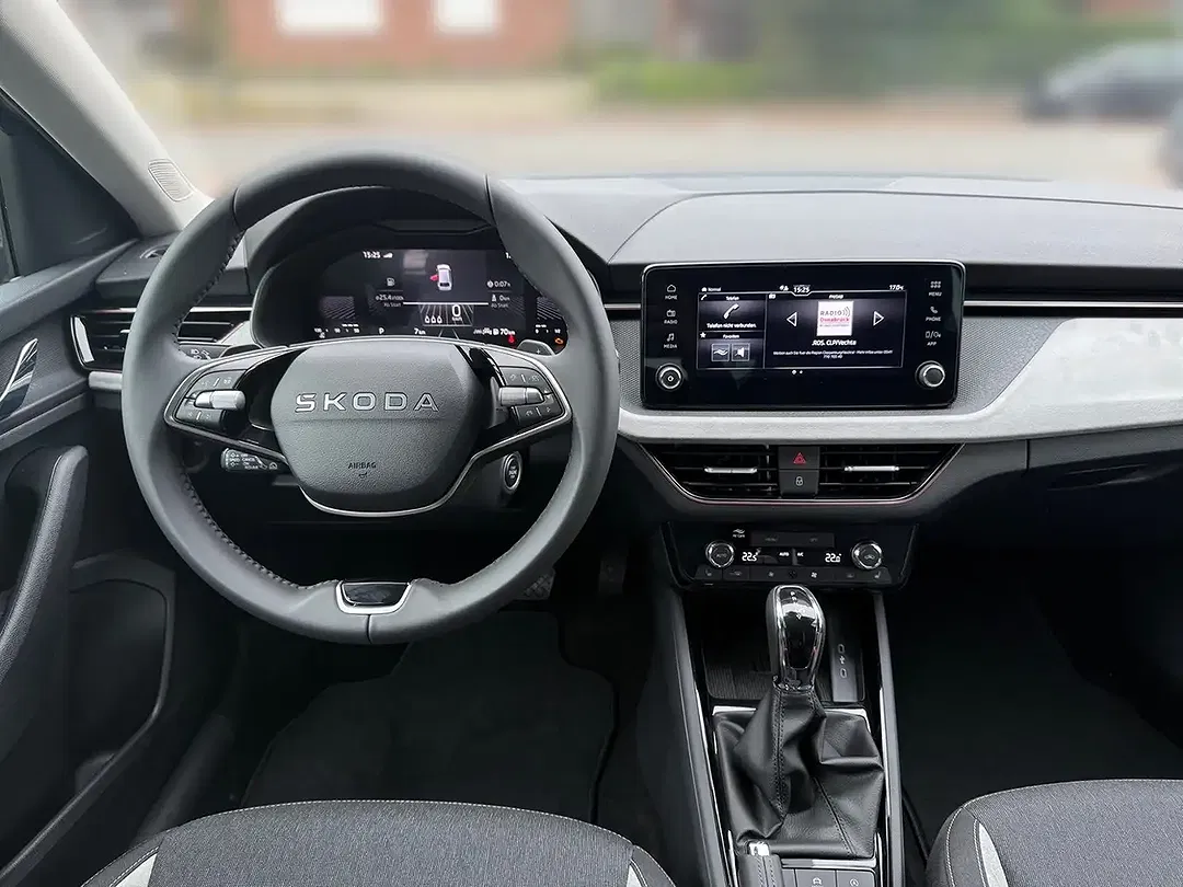 Skoda Scala - Thumbnail 8