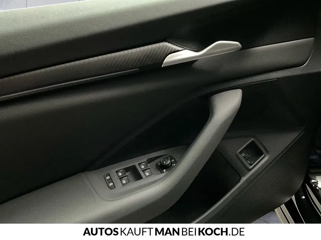 Skoda Superb - Thumbnail 12