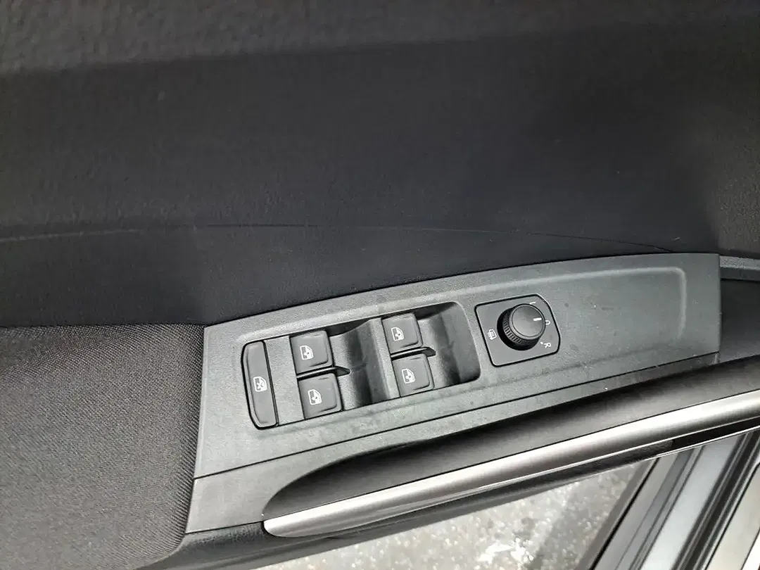 Skoda Fabia - Thumbnail 10