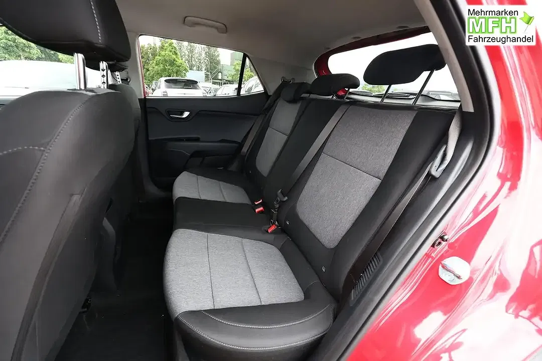 Kia Stonic - Thumbnail 9