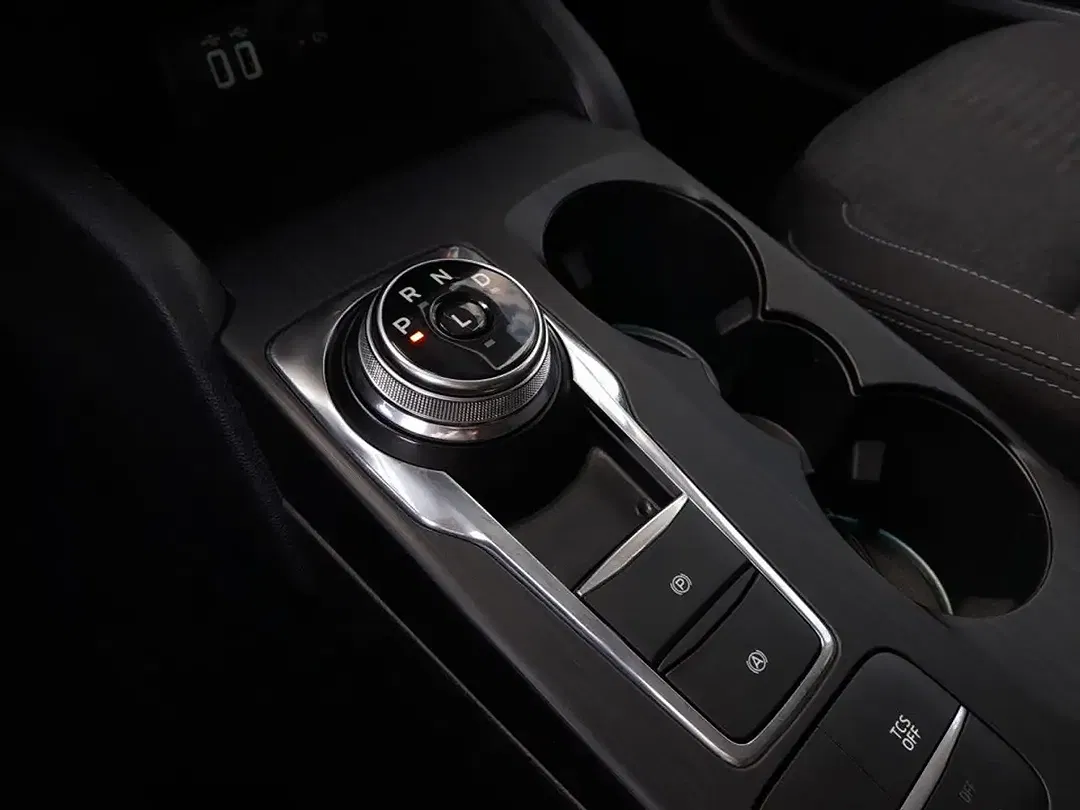 Ford Focus - Thumbnail 8