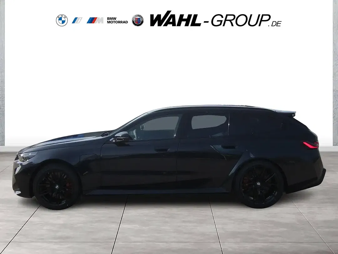 BMW M5 - Thumbnail 9