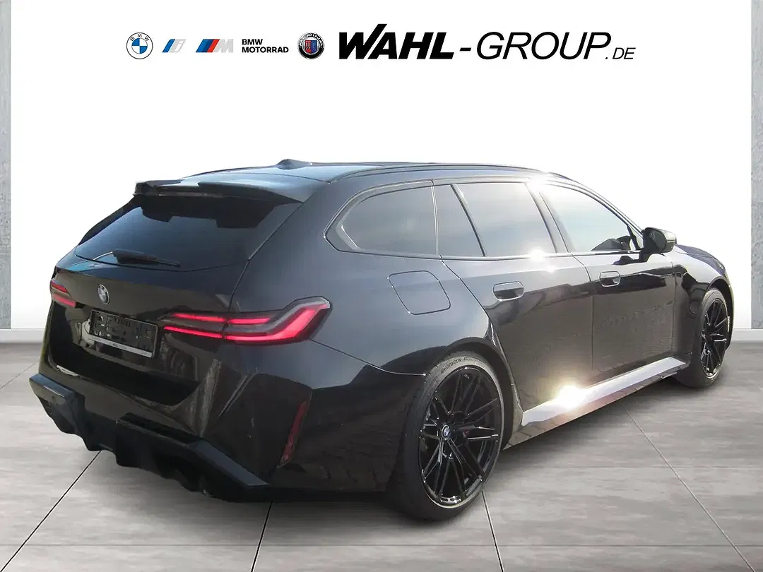 BMW M5 - Thumbnail 6