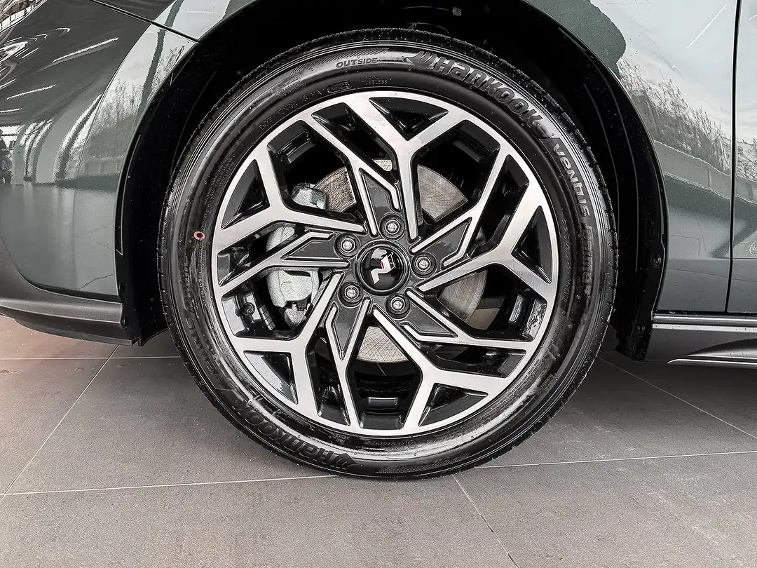 Hyundai i30 - Thumbnail 4
