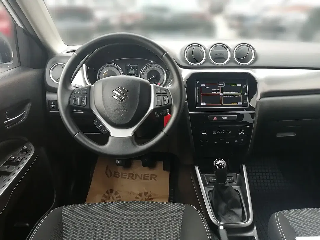 Suzuki Vitara - Thumbnail 7