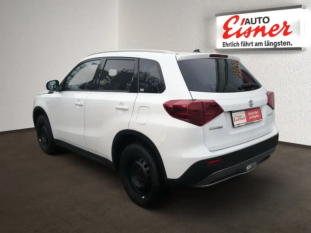 Suzuki Vitara - Thumbnail 9