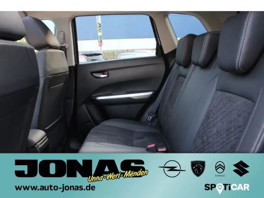 Suzuki Vitara - Thumbnail 20