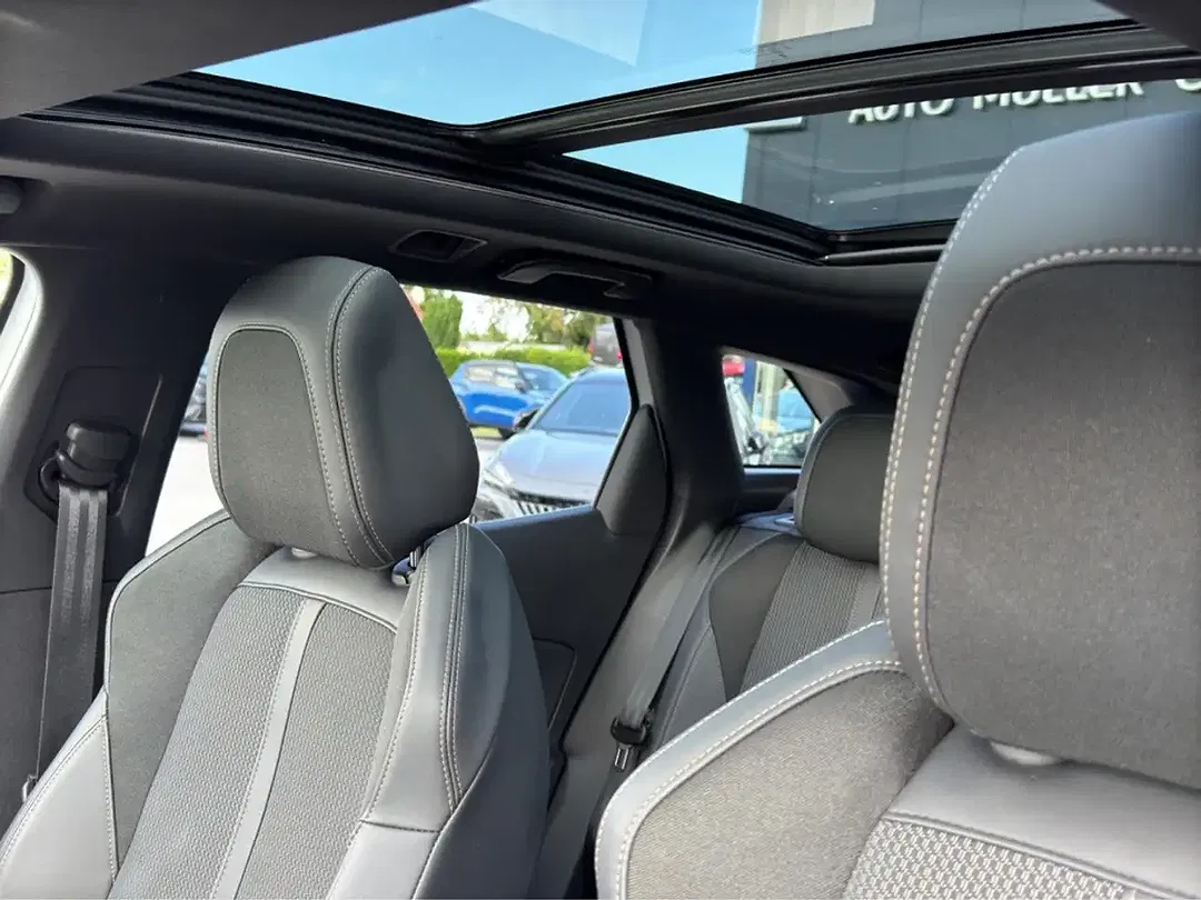 Peugeot 3008 - Thumbnail 25