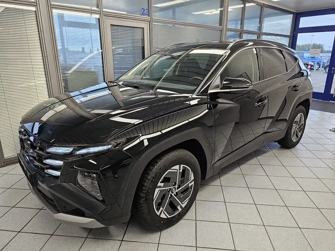 Hyundai TUCSON - Thumbnail 2