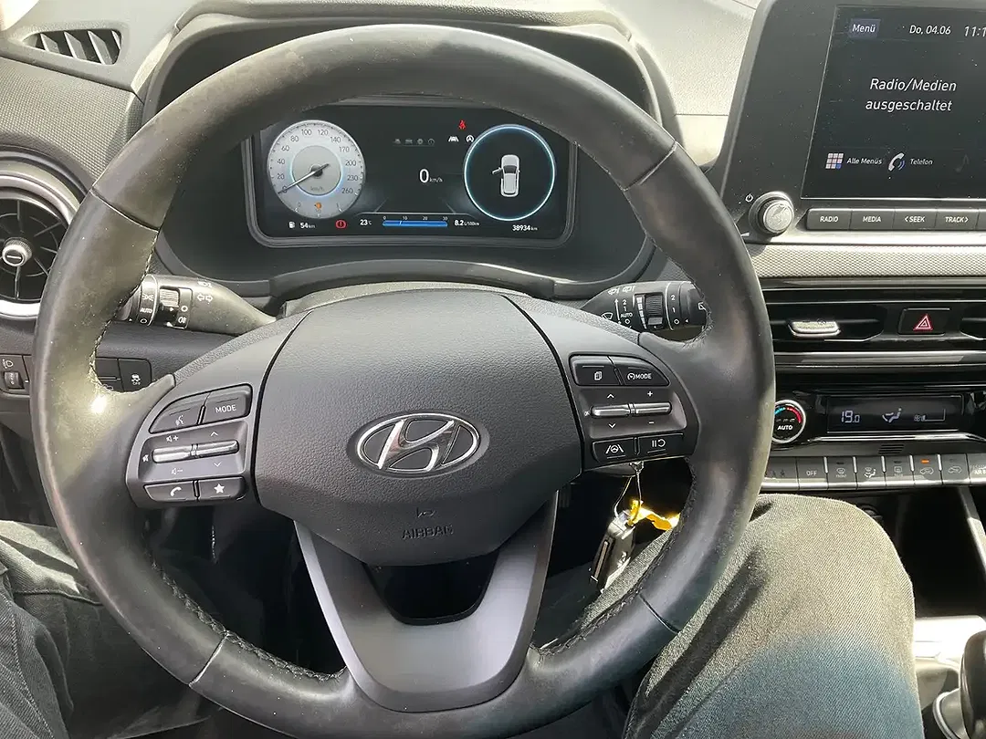 Hyundai KONA - Thumbnail 12