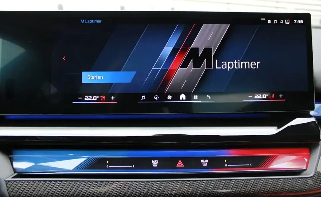 BMW M5 - Thumbnail 11