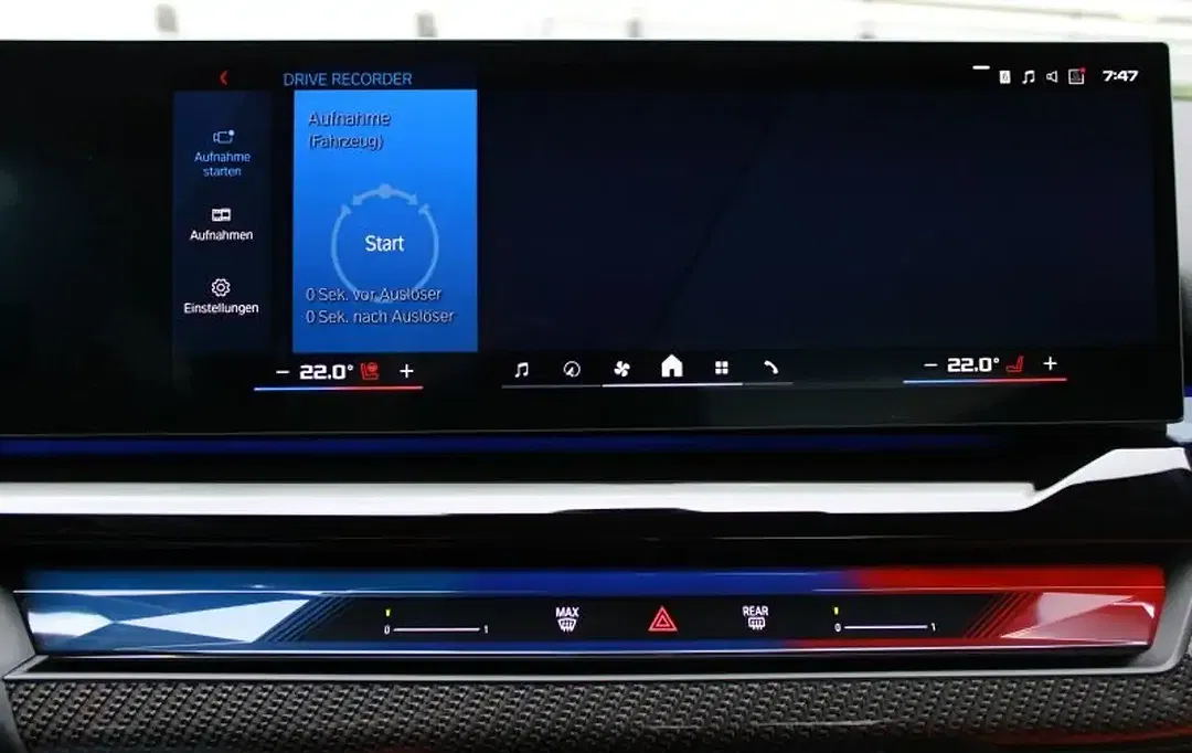 BMW M5 - Thumbnail 12