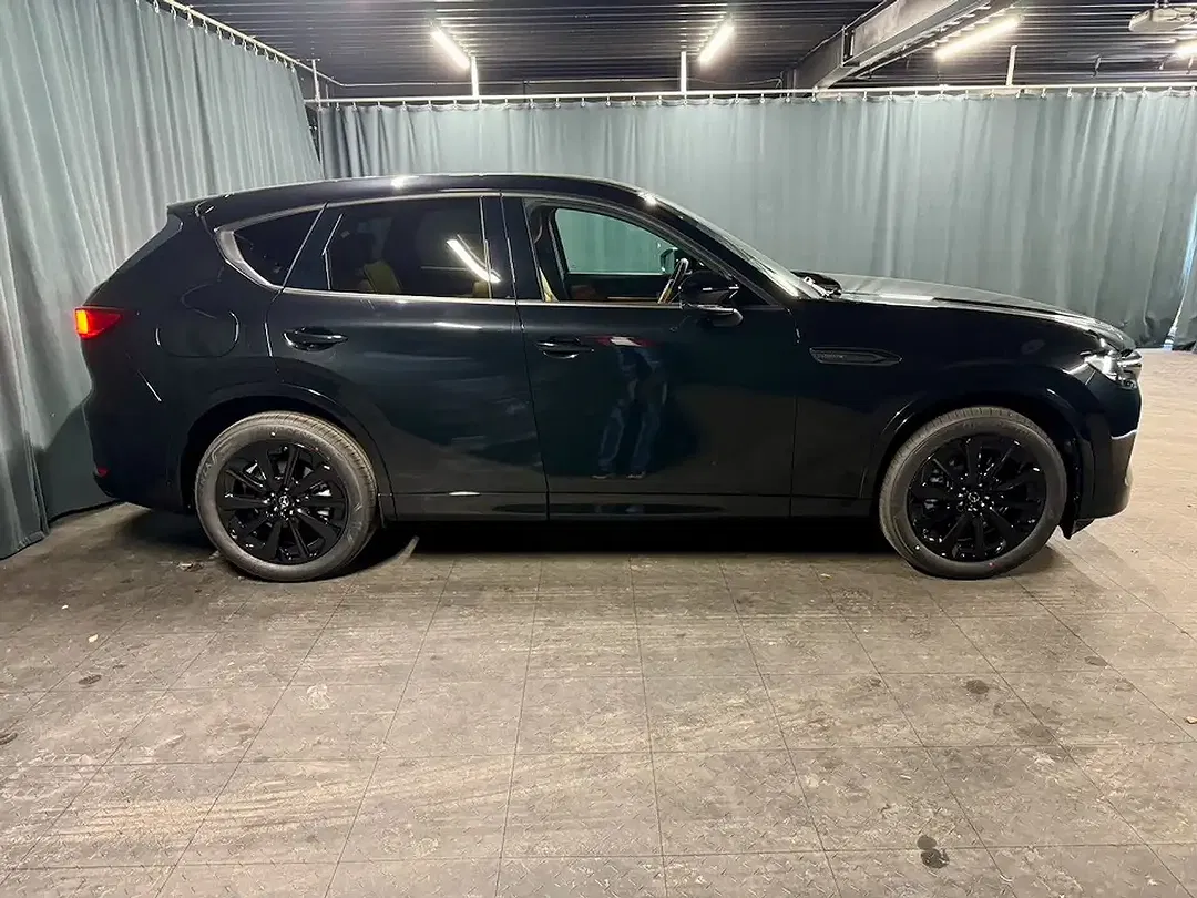 Mazda CX-60 - Thumbnail 4