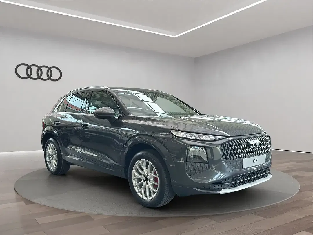 Audi Q3 - Thumbnail 4