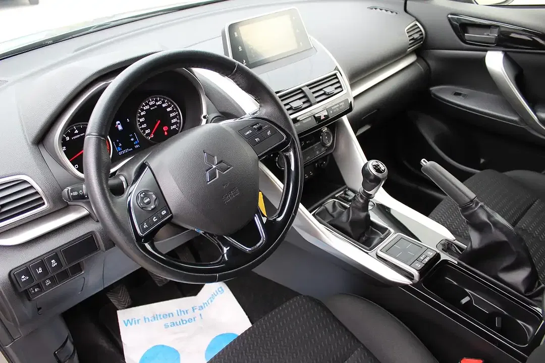Mitsubishi Eclipse Cross - Thumbnail 11