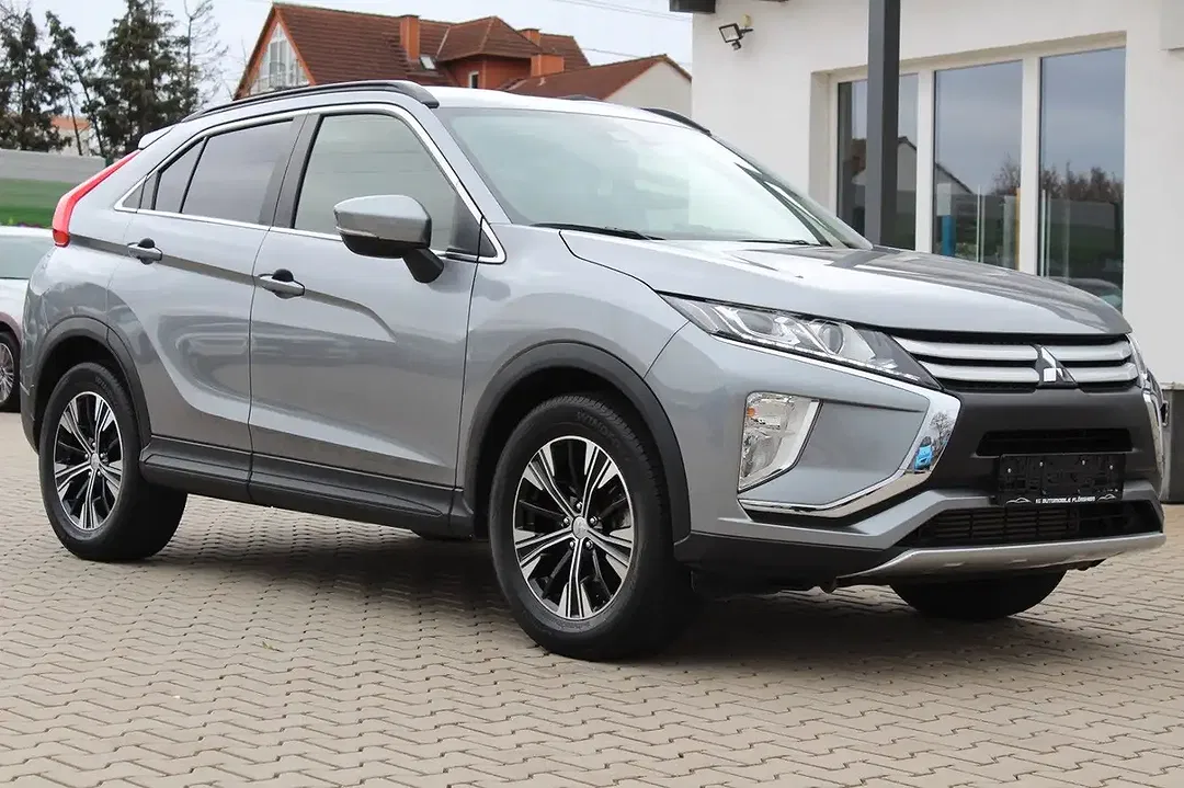Mitsubishi Eclipse Cross - Thumbnail 4