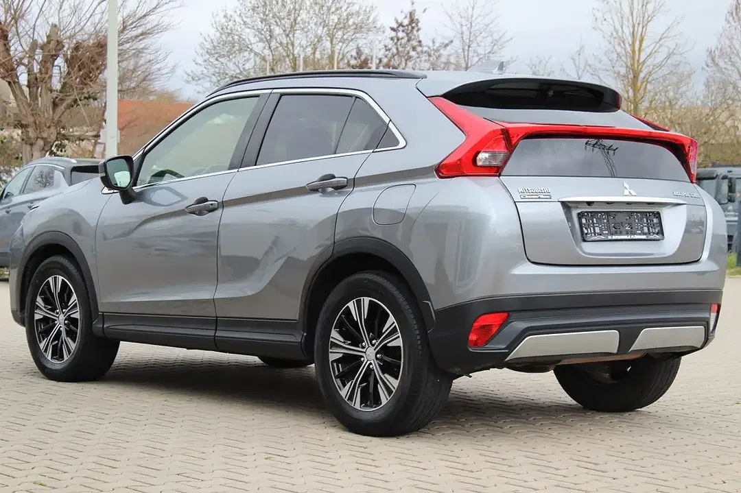 Mitsubishi Eclipse Cross - Thumbnail 8