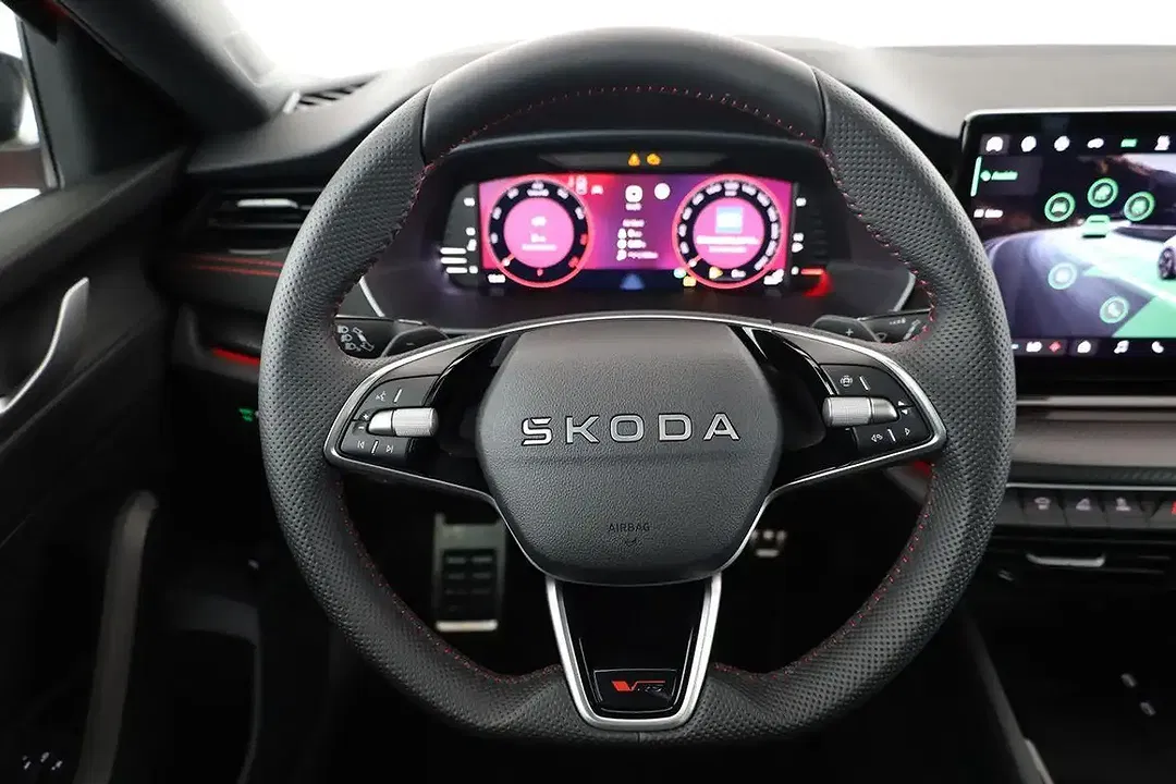 Skoda Octavia - Thumbnail 5