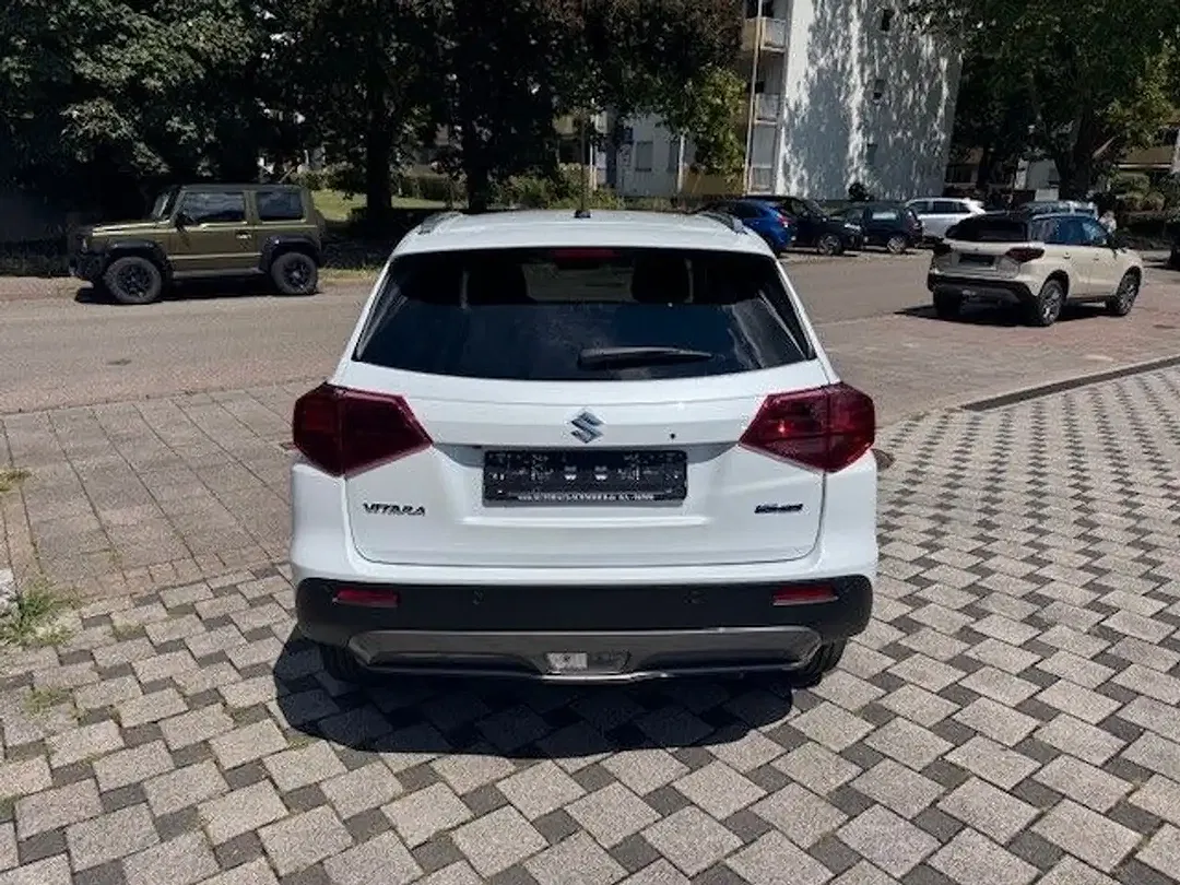 Suzuki Vitara - Thumbnail 6