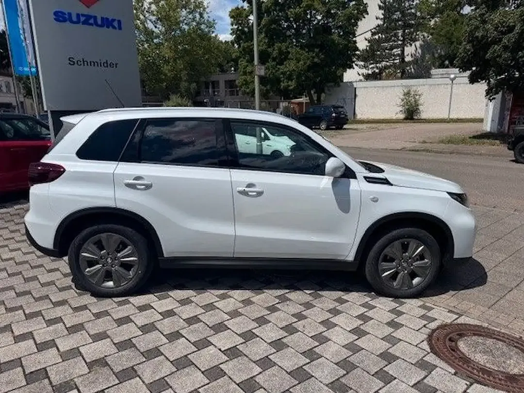 Suzuki Vitara - Thumbnail 8