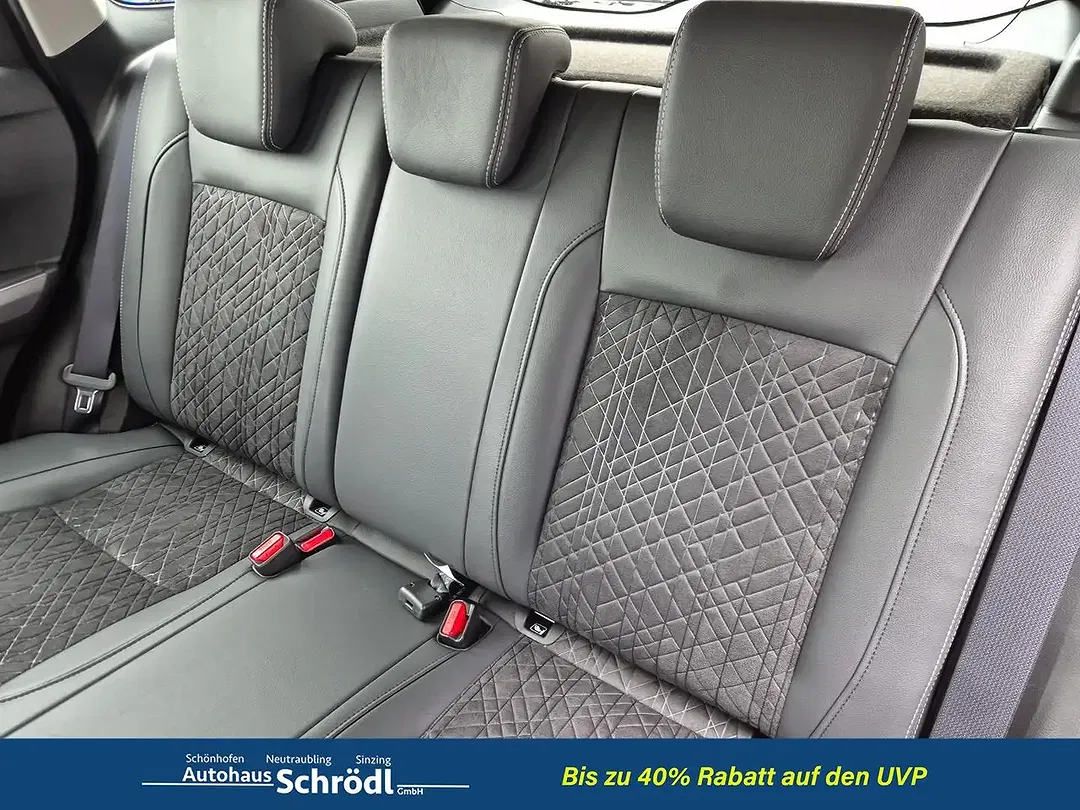 Suzuki Vitara - Thumbnail 11