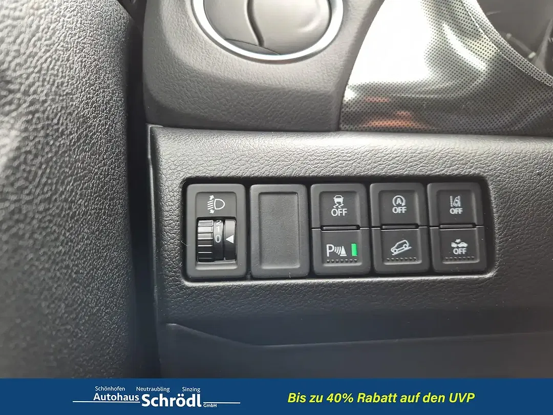 Suzuki Vitara - Thumbnail 14