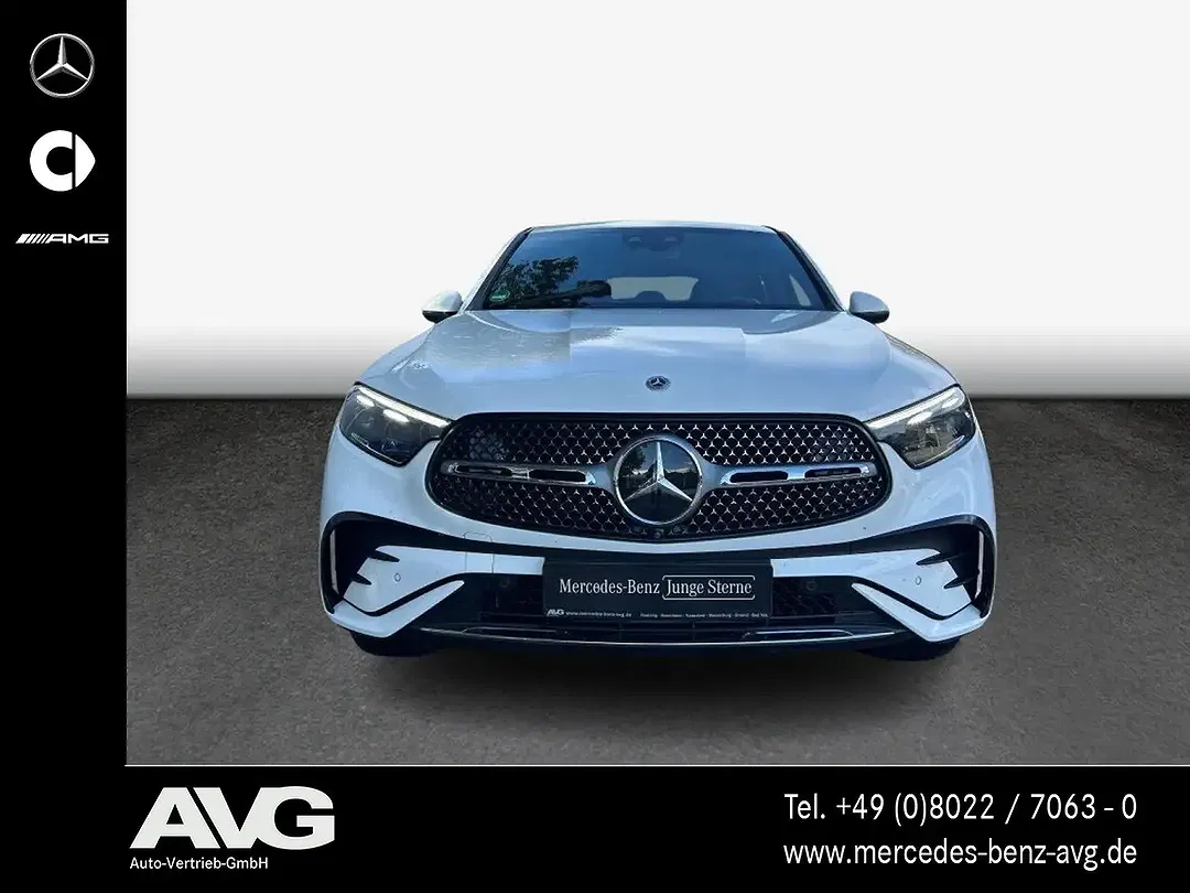 Mercedes-Benz GLC 300 - Thumbnail 2