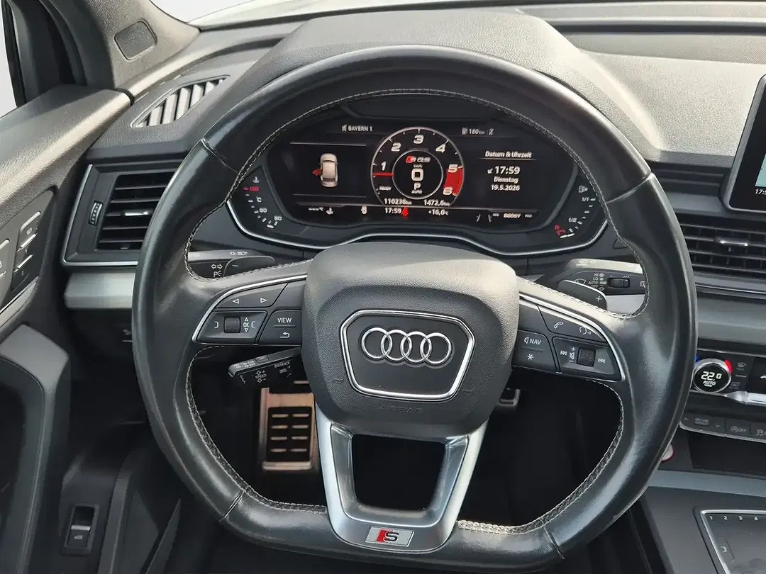 Audi SQ5 - Thumbnail 6