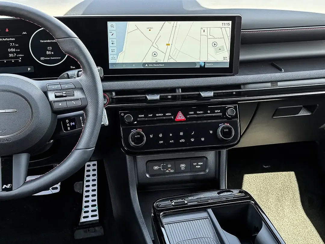 Hyundai TUCSON - Thumbnail 8