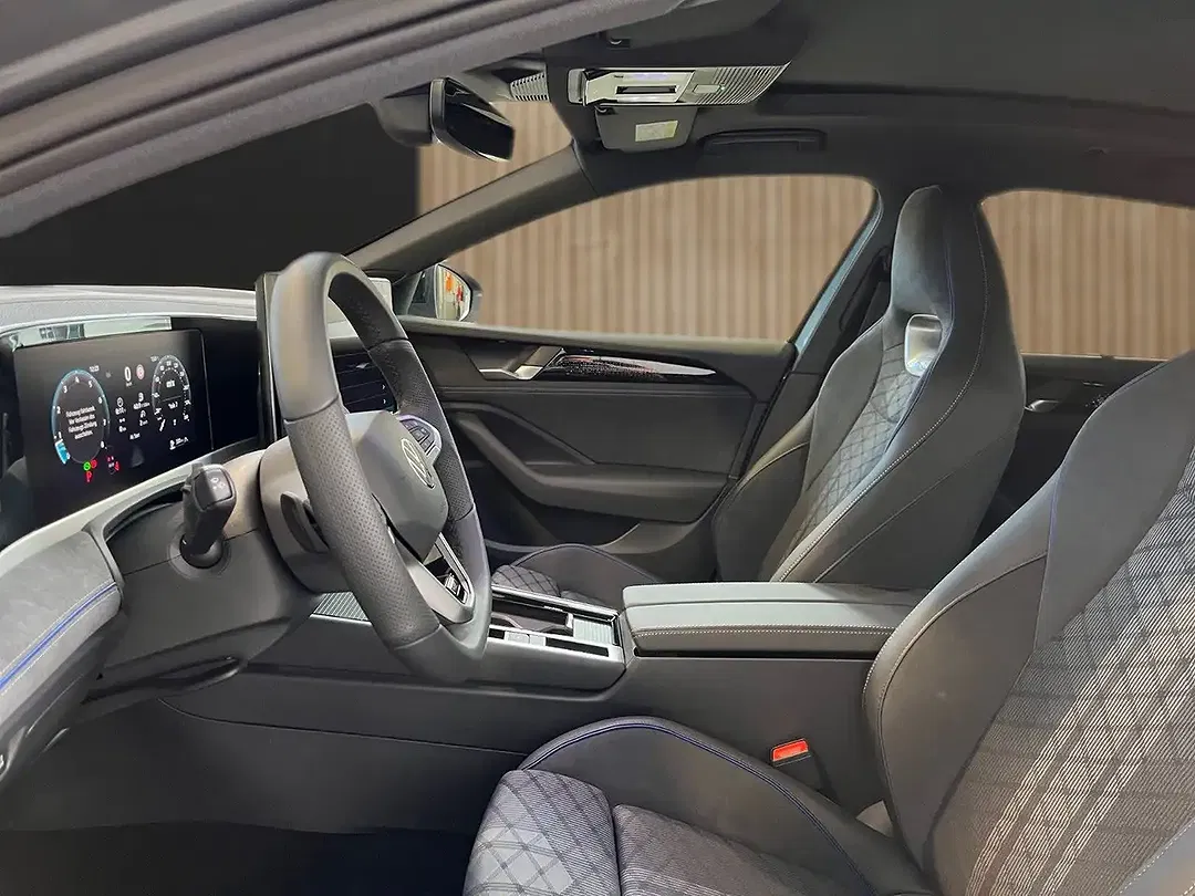 Volkswagen Passat Variant - Thumbnail 7