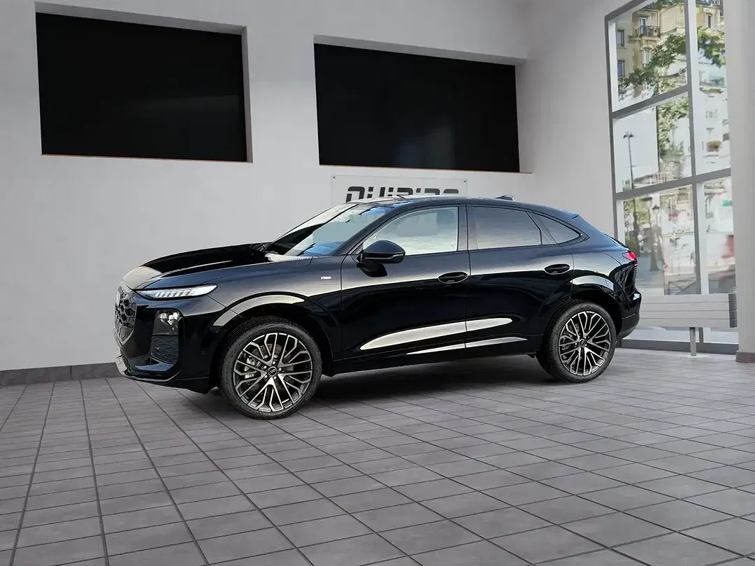 Audi Q3 - Thumbnail 2