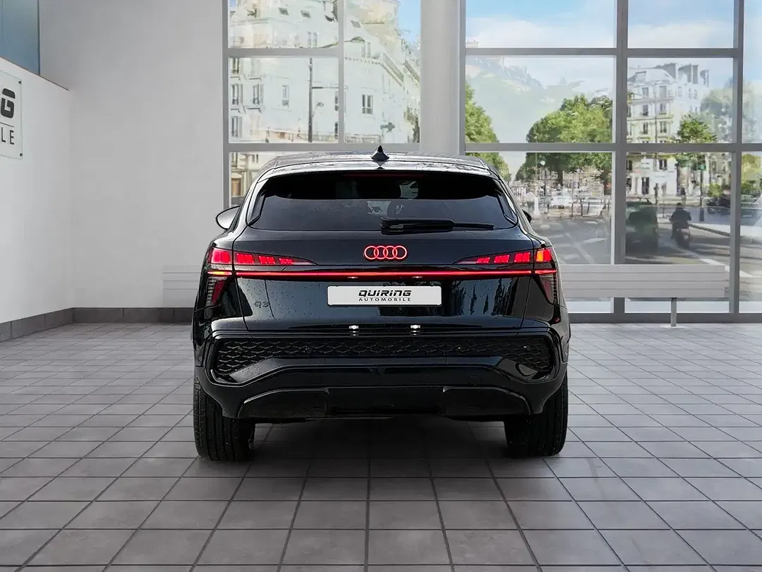 Audi Q3 - Thumbnail 5