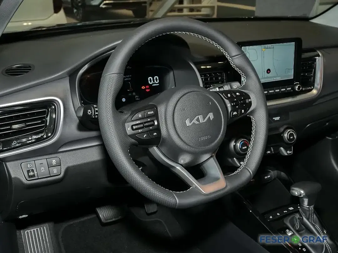 Kia Stonic - Thumbnail 6