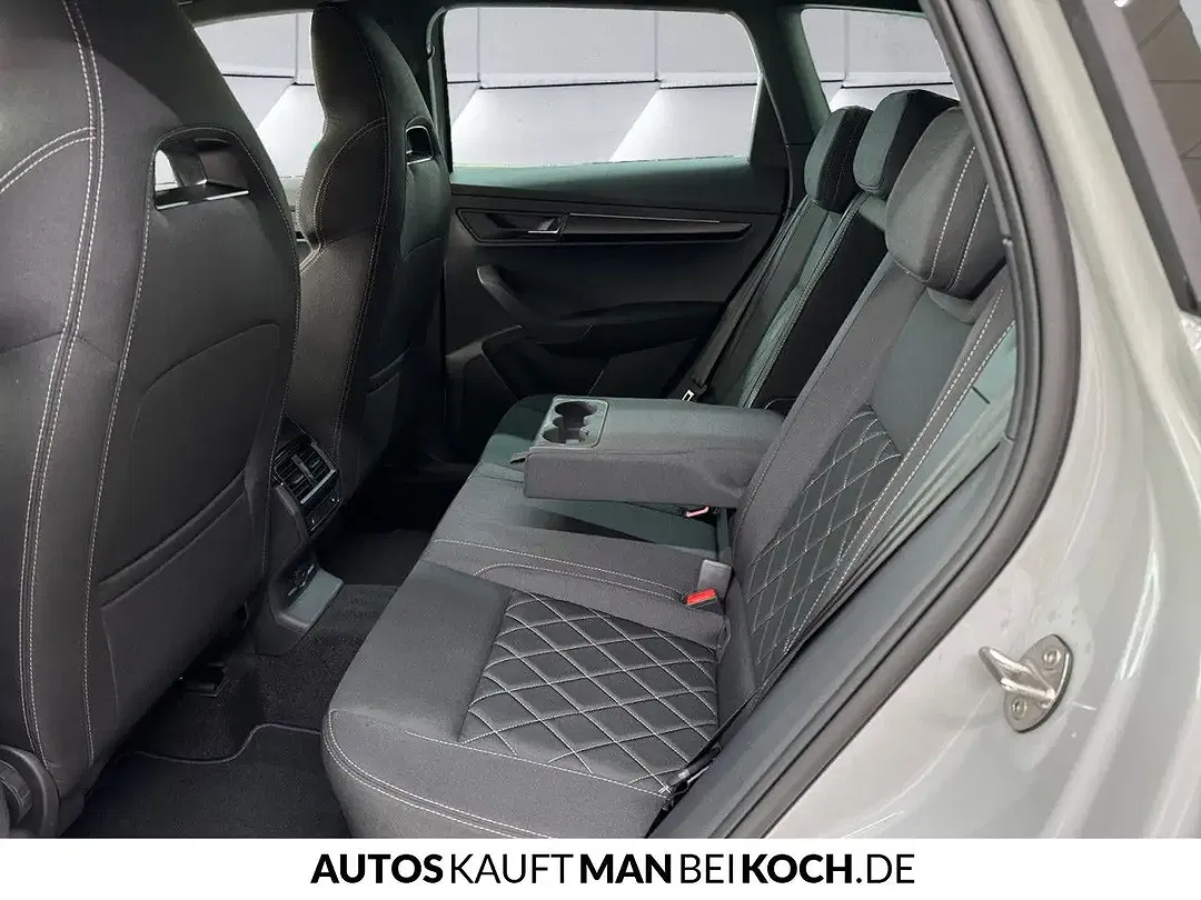 Skoda Karoq - Thumbnail 6