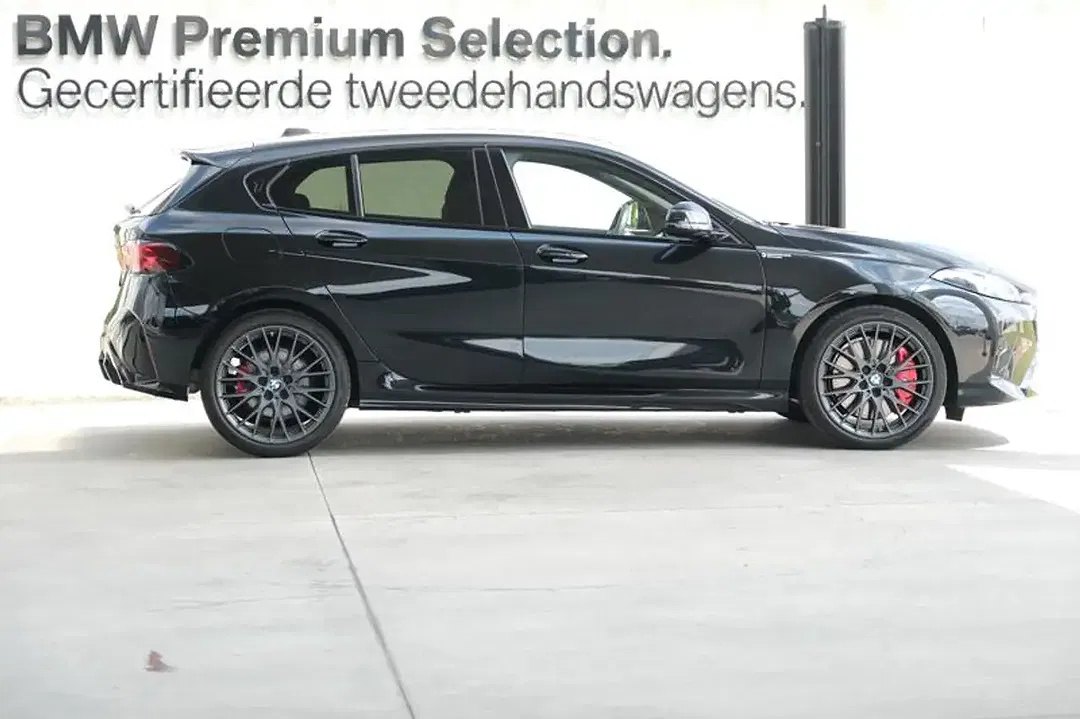 BMW 116 - Thumbnail 3