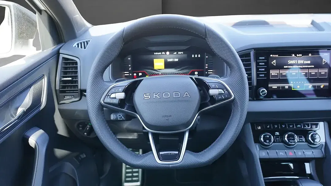 Skoda Karoq - Thumbnail 7